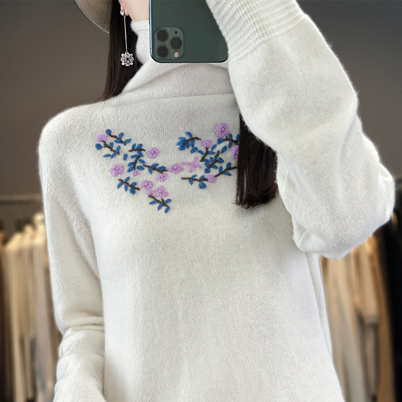New autumn style women's turtleneck pure wool sweater with hand embroidery, loose high-neck cashmere knitted top New autumn style women's turtleneck pure wool sweater with hand embroidery, loose high-neck cashmere knitted top