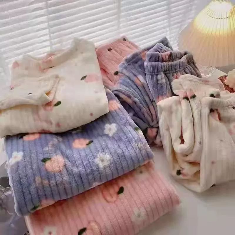 Демисезонный комплект пижам из кораллового бархата, с длинным рукавом, свободный крой, милый принт медведя