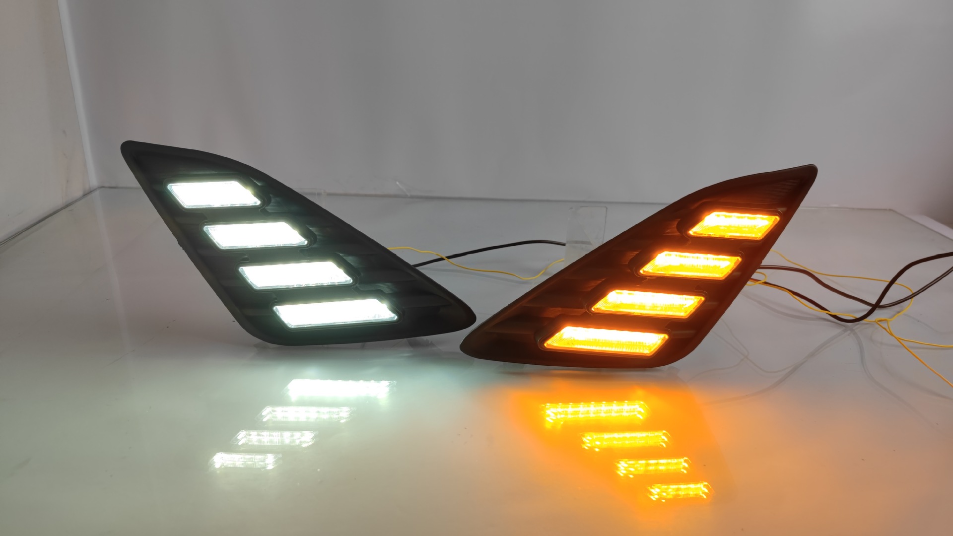 Suitable for overseas version 12-14 Toyota Camry daytime running lights Camry front fog lamp frame modified driving lights