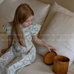 年後發貨2024夏季韓版童裝女童碎花連衣裙兒童露背花邊領短袖