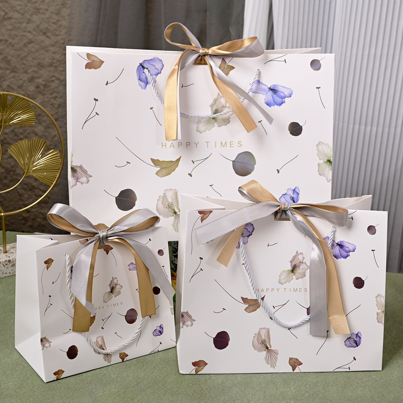 Small Fresh Gift Bag, Universal Handbag, Birthday Gift Packaging Bag, Cross-Border Paper Bag with Ribbon, Large Quantity Discount