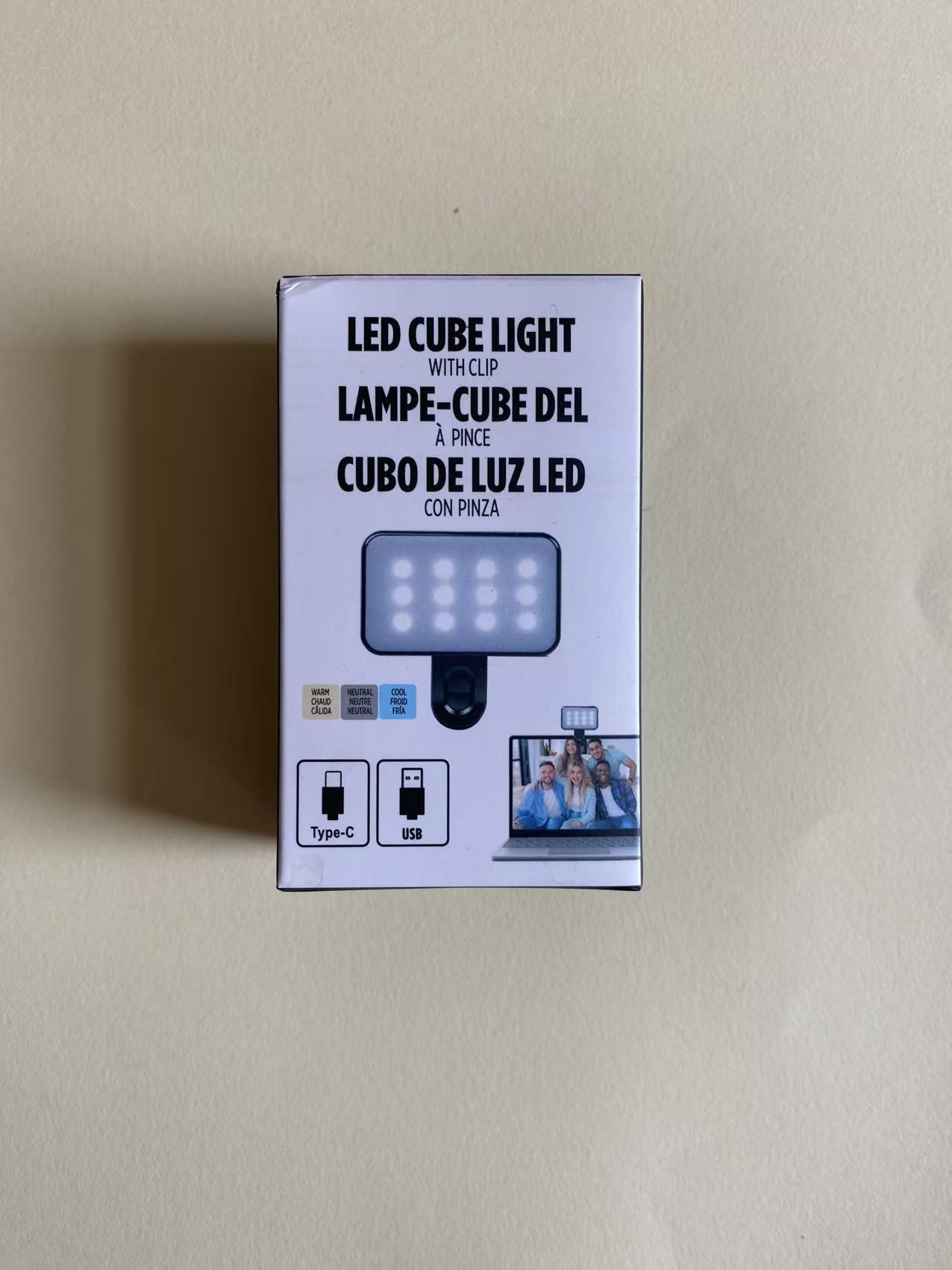 Üç Renkli Ayarlanabilir Canlı Yayın Işığı Mini Fotoğrafçılık Açık Hava Çekim Telefon Işığı Mini Taşınabilir LED Selfie Işığı Dolgu Işığı