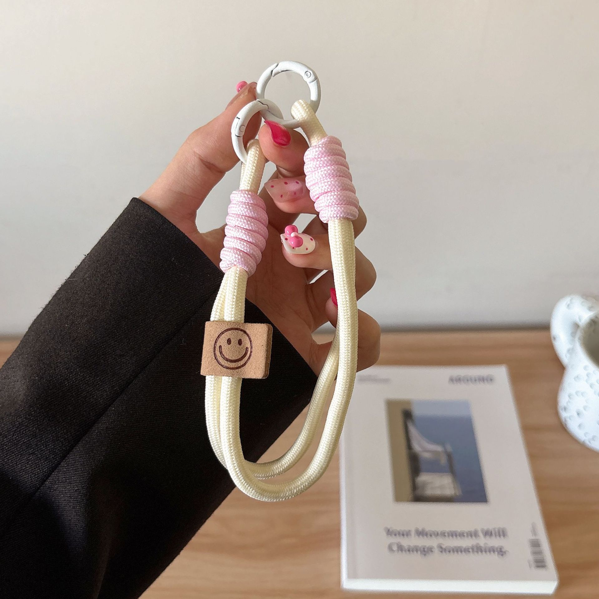 Double ring smiley-fanmian