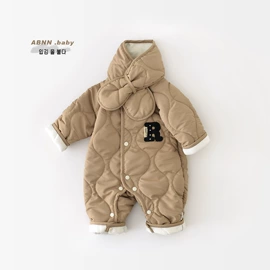 童套装;连身衣、爬服;童裤
