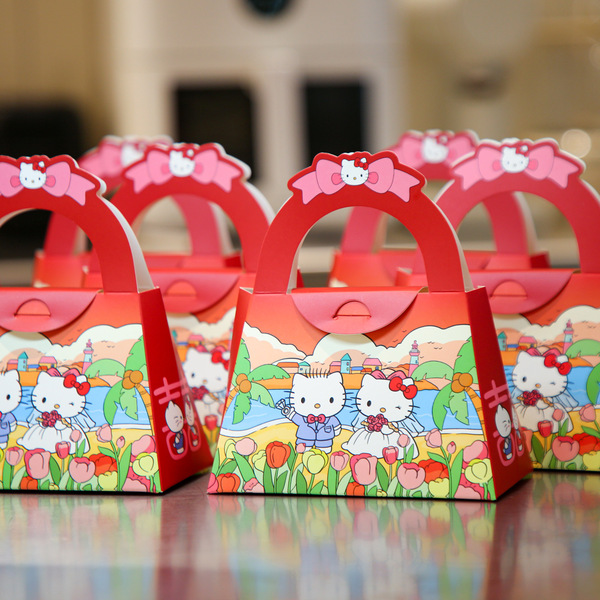 Hello kitty