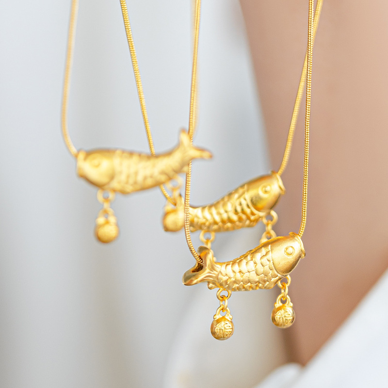 Collier pendentif carpe porte-bonheur en or sable de haute qualité, chaîne de clavicule porte-bonheur de style chinois, élégant et assorti_voghion.com