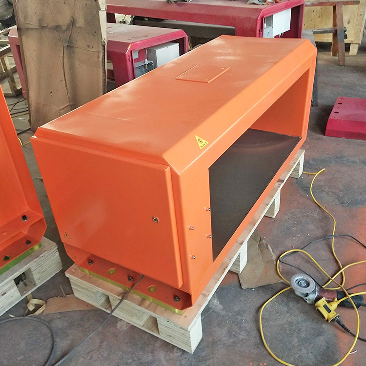 厂家现货输送皮带机金属探测仪 抗干扰非磁性框架式 金属探测仪