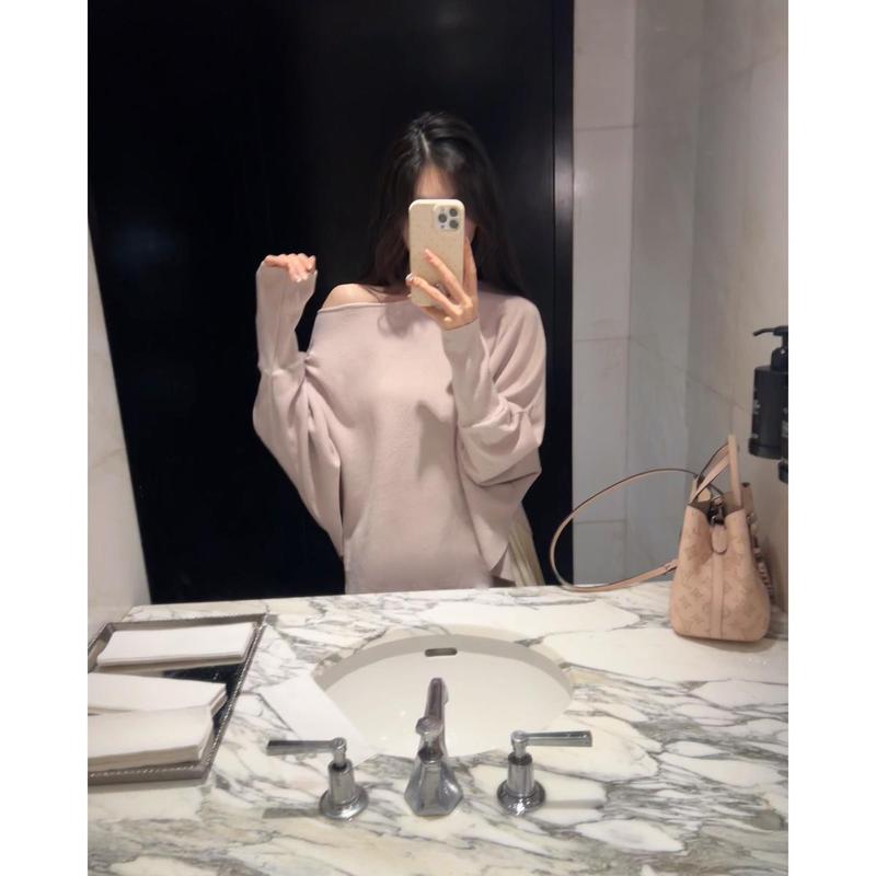 新款宽松蝙蝠袖毛针织女秋冬软糯慵懒感百搭上衣奶杏色卡其色咖色|undefined