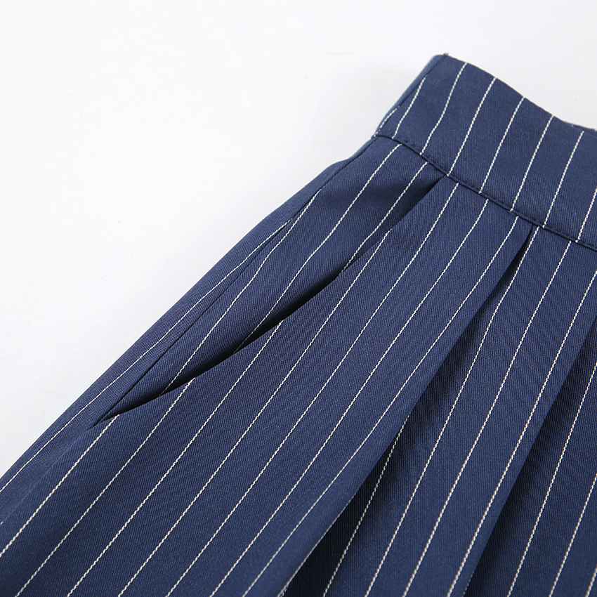 Women's Daily Simple Style Stripe Full Length Pocket Casual Pants display picture 10