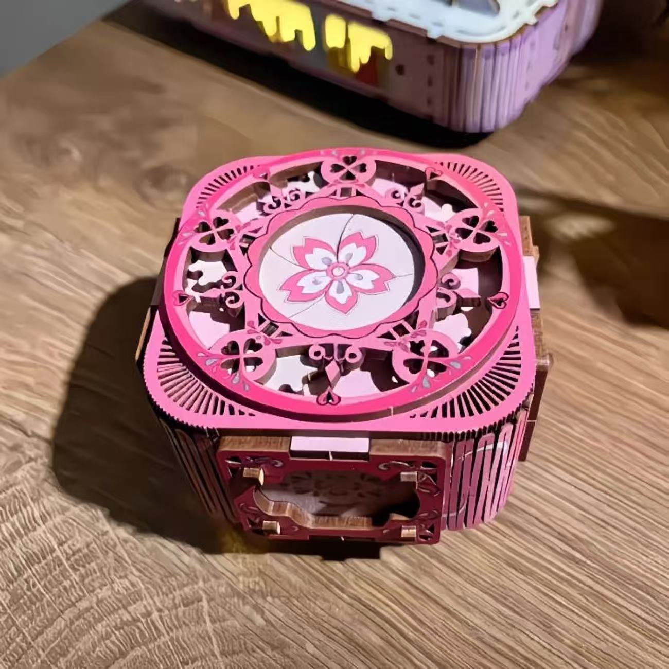 Nueva caja de música 3D con lámpara de madera hecha a mano caja de joyería regalo creativo DIY caja de música al por mayor