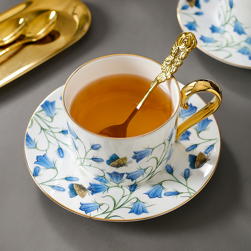 Taza de café de porcelana de hueso de alta gama Inglés estilo pastoral bufete flores de alto valor de la oficina de alto valor de la cara hogar platos de té de la tarde