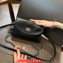 简约时尚2025春夏季优雅高级感链条小包包真皮女包轻便软皮单肩包