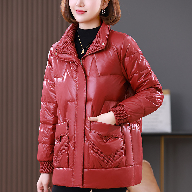 红色洋气减龄羽绒棉服女2024冬新款中年妈妈时尚立领加厚保暖棉袄