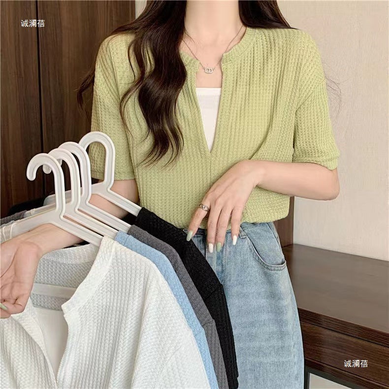 여성용 신상 페이크 투피스 루즈 브이넥 탑, 살을 커버해주는 반팔 티셔츠, 여름 짧은 디자인, 틈새 특징 여성복