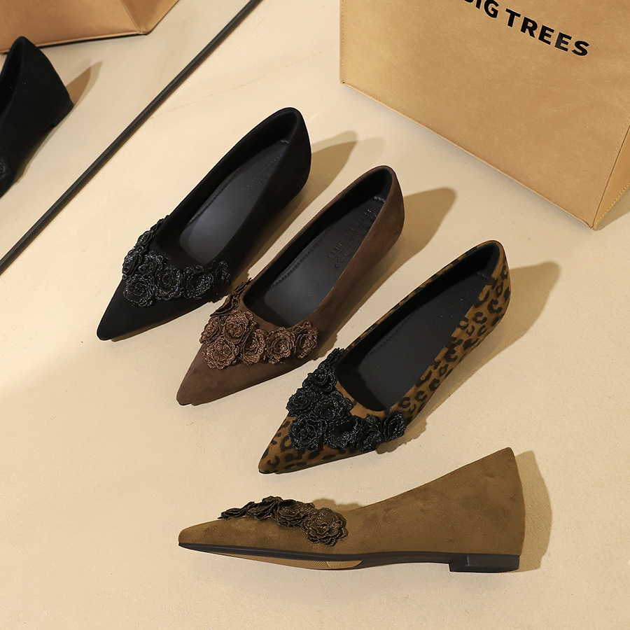 9121-H67 Korean version fashionable leopard print women's shoes temperament flower pointed shallow mouth, easy to pedal, professional single shoes