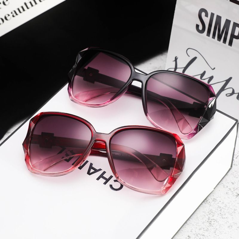 Girls Large Frame Travel Sunglasses Women's Fashion Anti-Uv Sunglasses European and American Style Sunglasses Wholesale