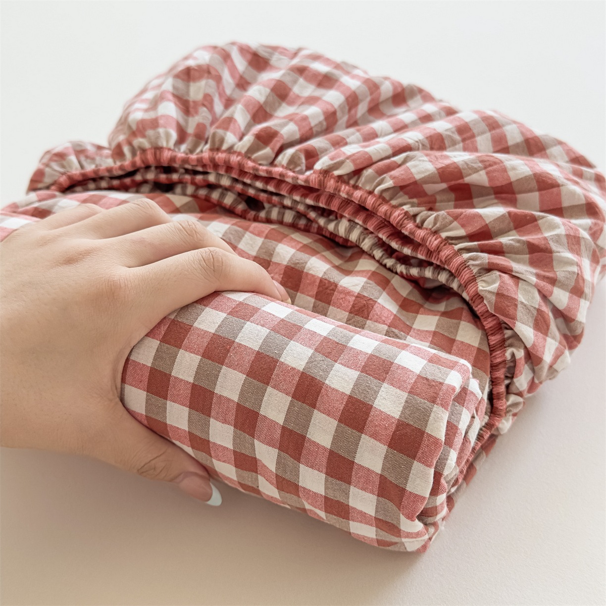 100% de algodón teñido de algodón lavado con agua una sola cama de tres piezas con estera protectora, cubierta de cubierta sucia para estudiantes