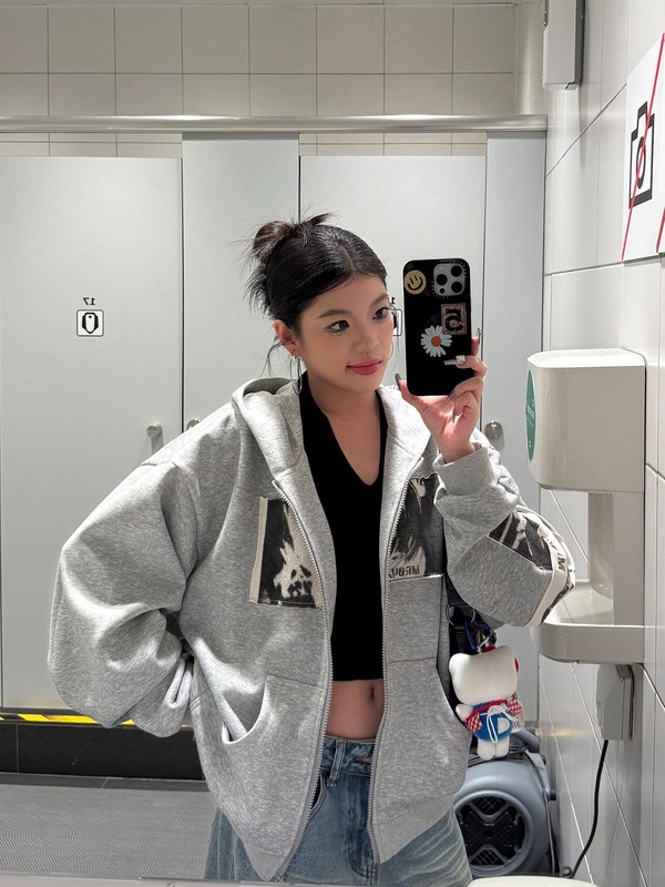 2025美式宽松开衫街头外套风朋克灰色连帽卫衣女秋同款冬潮牌重磅|undefined