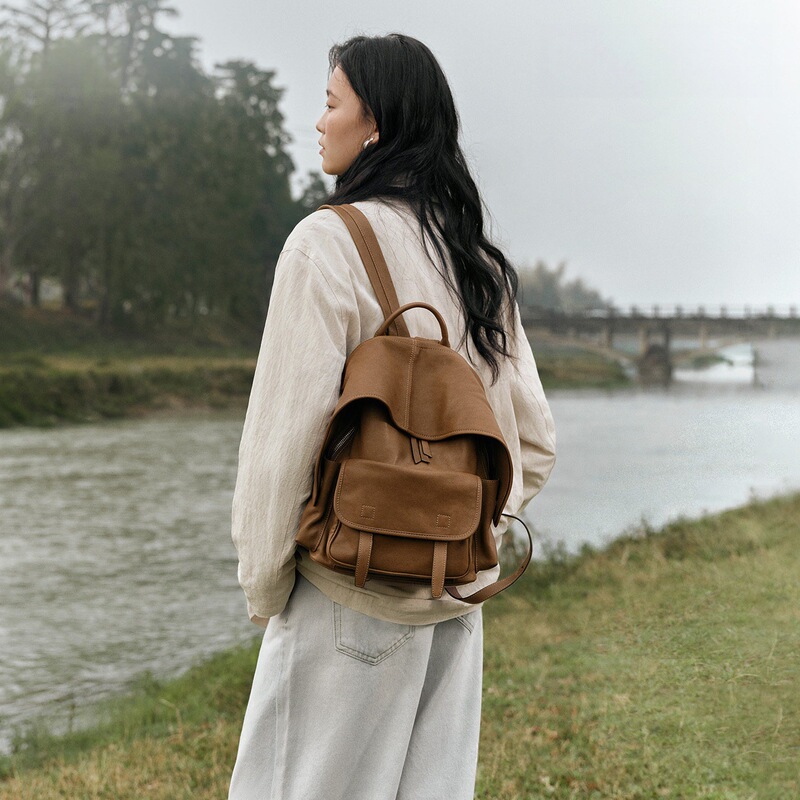 Xingyun Backpack Genuine Leather Large Capacity Casual Outdoor Commuting Retro Unisex Lightweight Travel Backpack Xingyun Backpack Genuine Leather Large Capacity Casual Outdoor Commuting Retro Unisex Lightweight Travel Backpack