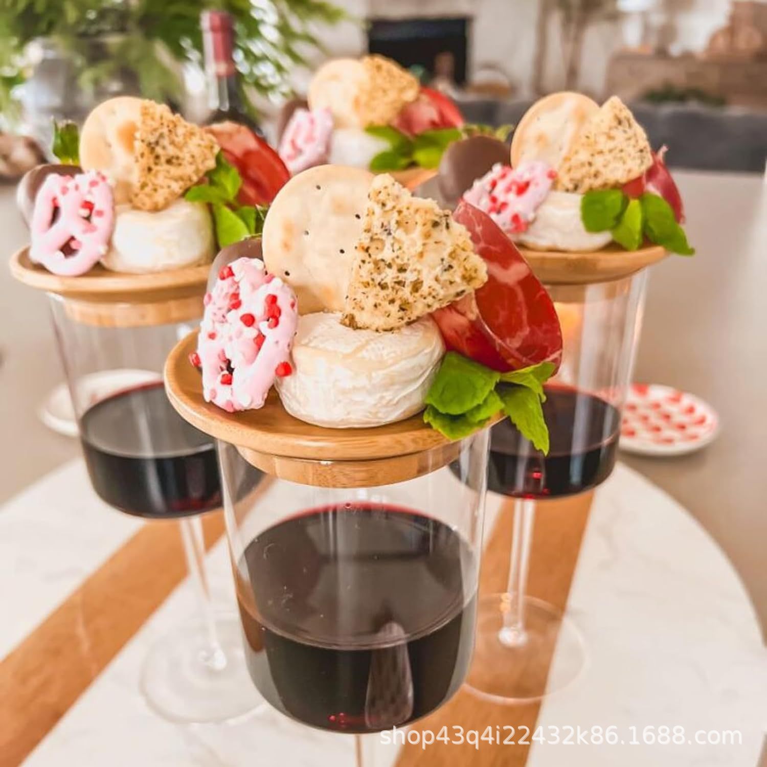 Amazon Wine Glass Charcuterie Topper copa de vino tablero de comida cocinada copa de vino tinto de madera
