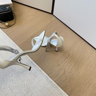 2025�¿�ֹ��M��СţƤˮ�朗l�����¶ֺ���߸�һ�֎���ЬŮ