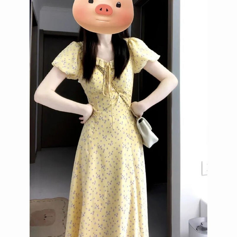 法式荷叶边泡泡袖黄色碎花连衣裙子女夏季2025新款设计感收腰长裙|undefined