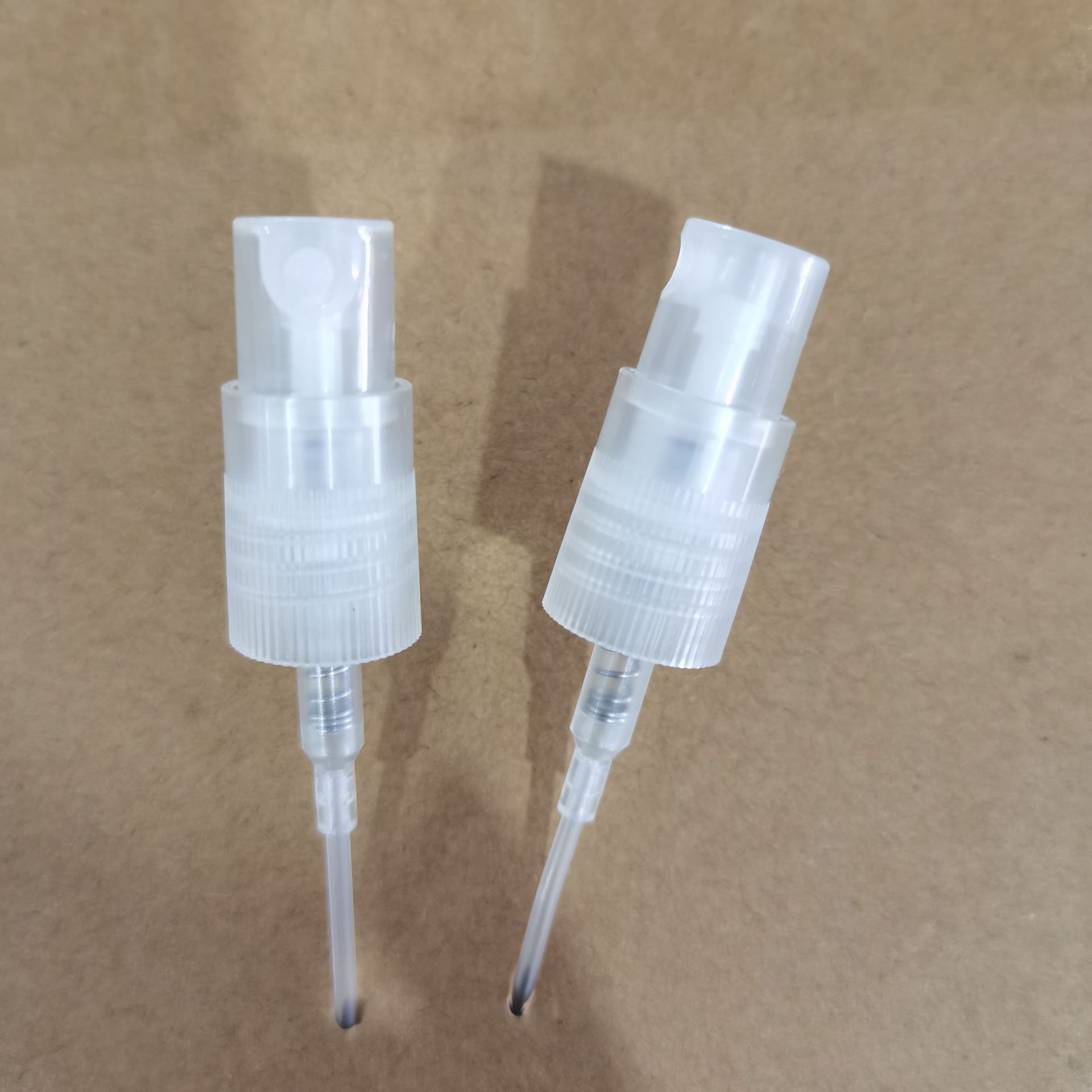 塑料小喷雾11罗口 肋丝罗圈 迷你小喷雾配玻璃管瓶 罗口喷头11mm