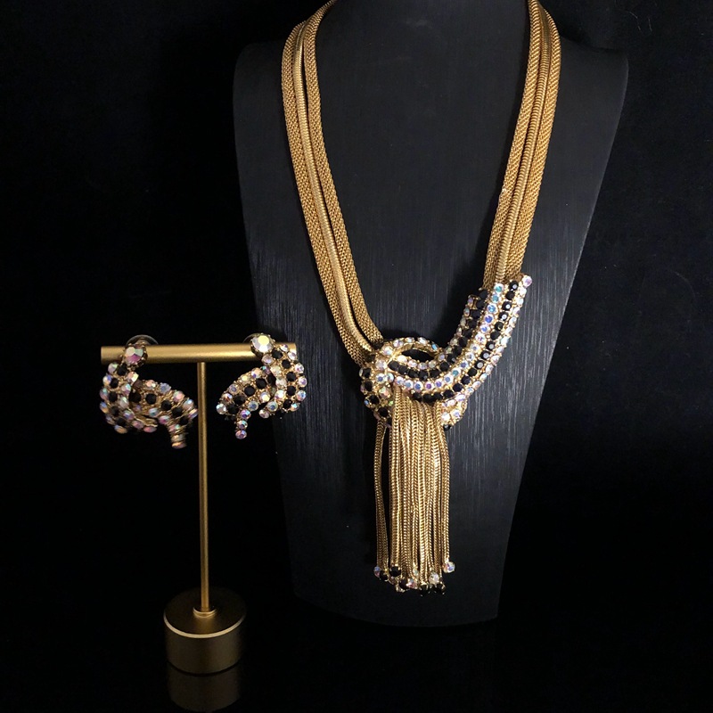 Stylish Vintage Necklace Earrings Set Multi-strand Chain Trimmed with Diamonds Knotted Tassel Sweater Chain Stud Earrings_voghion.com