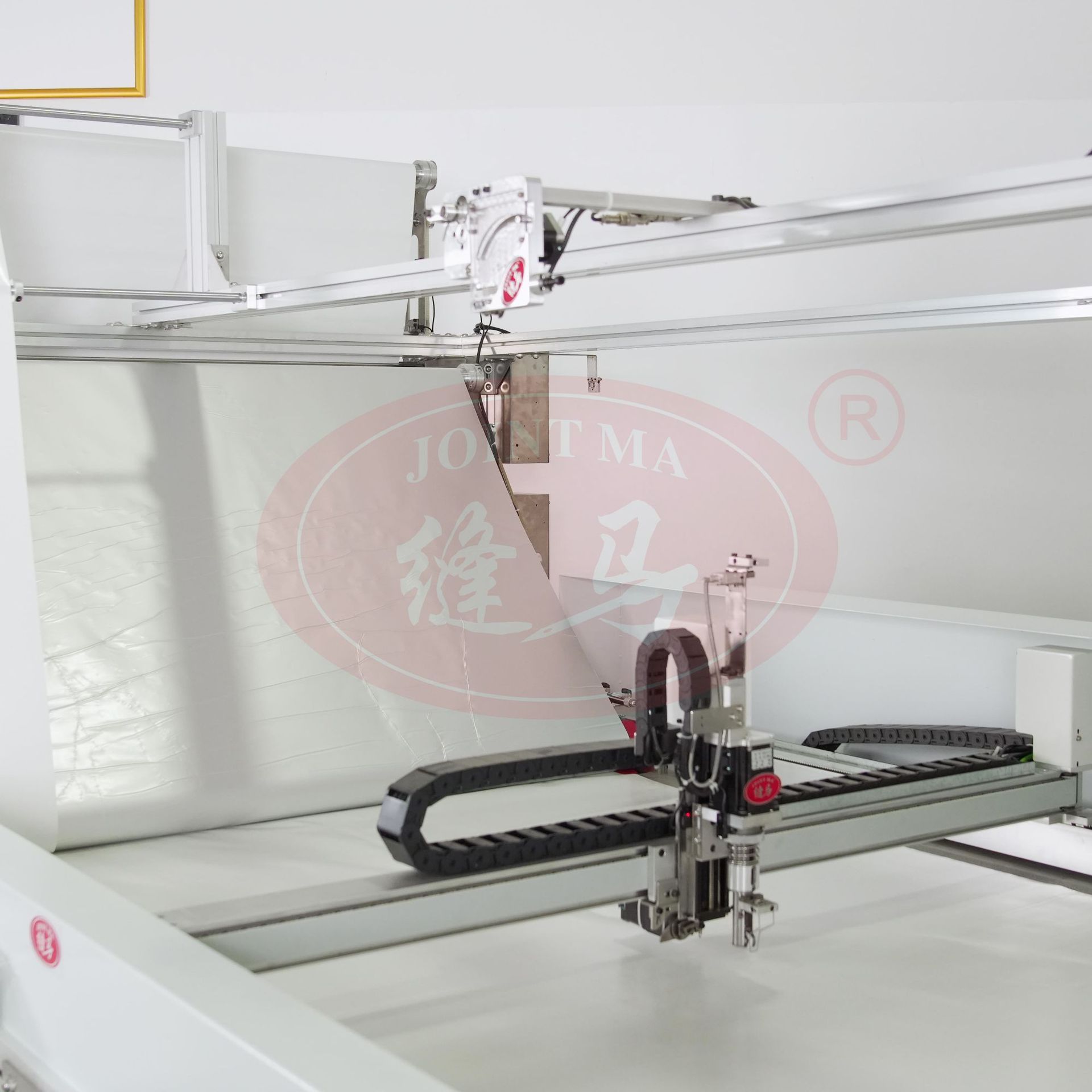 Máquina de cableado adhesivo para tabla de comedor aislante térmico de lámina de aluminio de marca Tongda Sewing Ma image 4