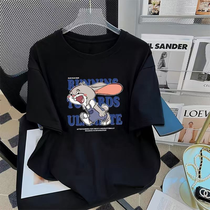검은 행복한 토끼