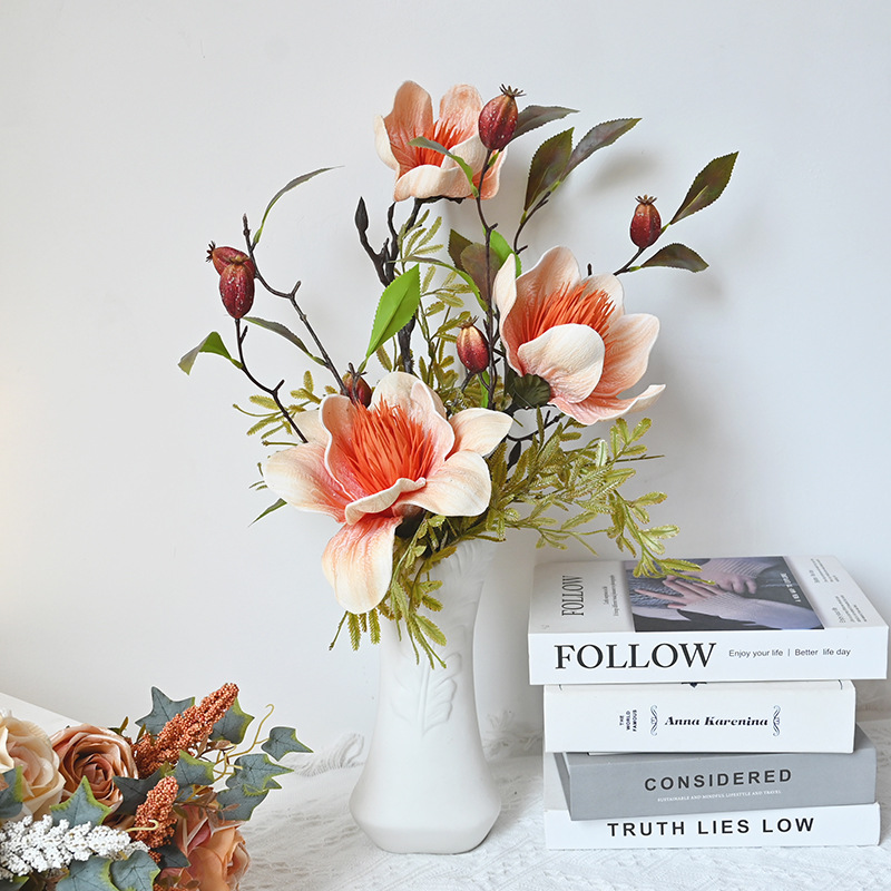 Ya Yun retro magnolia mano