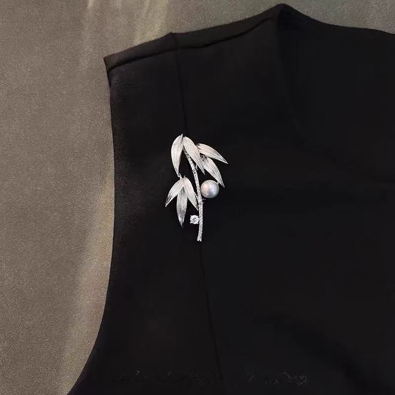 New Chinese-Style Pearl Bamboo Brooch Fashion High-End Versatile Sweater Coat Pin Niche Design Brooch