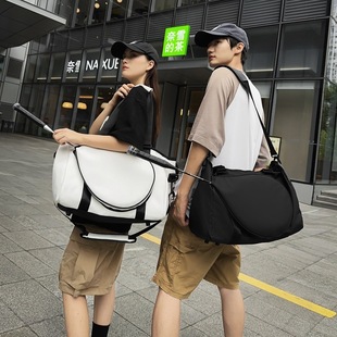 New Versatile Fashionable Badminton Bag for Women Large Capacity Portable Shoulder Bag Sports Tennis Bag Waterproof Crossbody Bag for Men