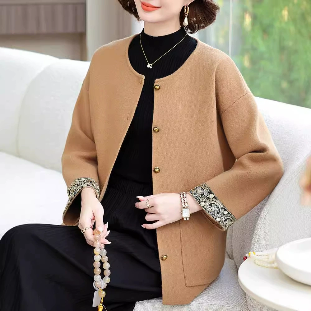 Осенняя одежда для женщин среднего возраста, стильный вязаный кардиган, новинка 2024 года, платье для свадебного банкета для свекрови, одежда для женщин среднего и старшего возраста