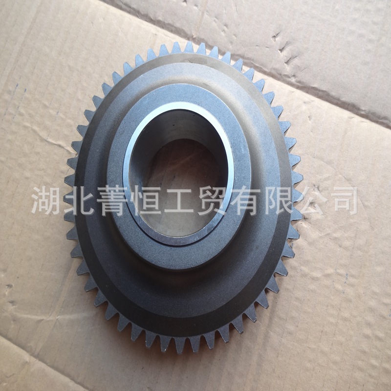 Dongfeng Brings up the Output Shaft Gear D5010372200 of the Cement Mixer Truck