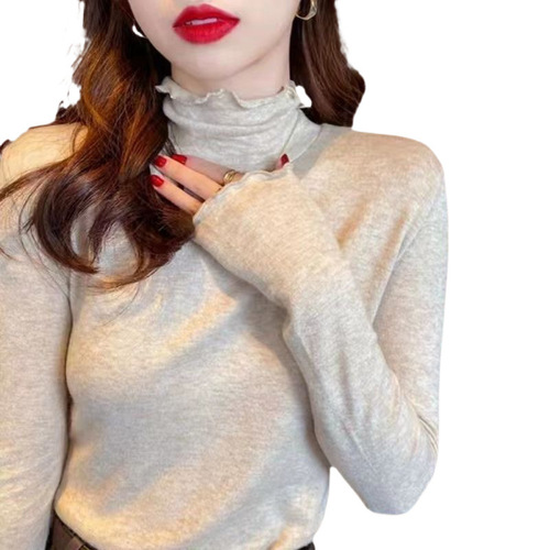 Chic mushroom edge cashmere high collar slimming base shirt for women, perfect for autumn and winter layering tops.