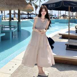 韩系温柔风浅粉色无袖连衣裙女夏2026甜美风设计感花边背心长裙