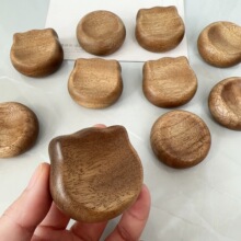檀木凹型手把件胡桃木凹凸扁形猫咪圆形吊坠配饰钥匙扣底座挂件