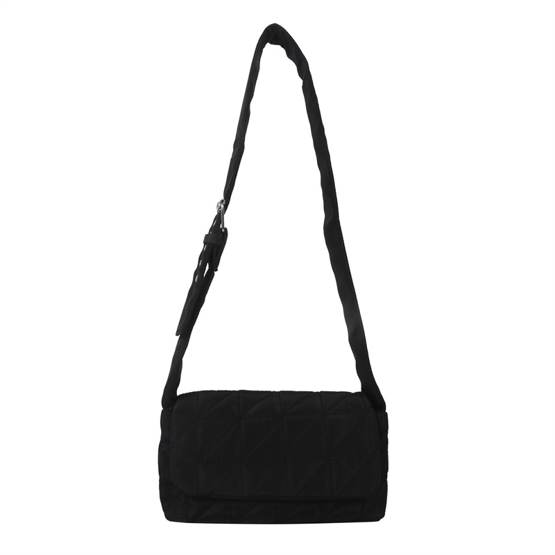 2023 primavera y otoño nuevo rombo bolsa calle moda crossbody abajo bolsa esponja tejida suave superficie almohada bolsa