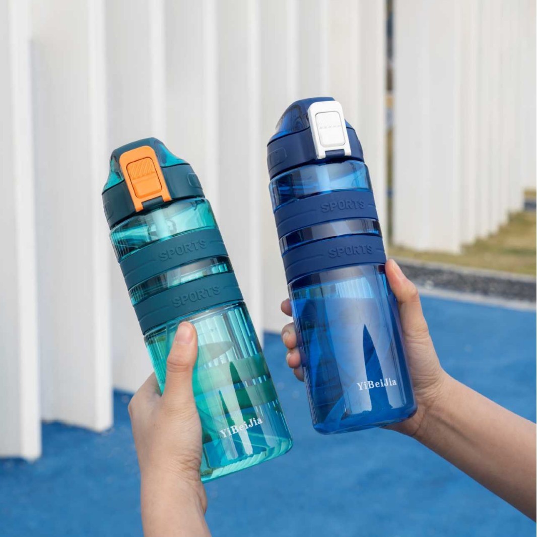 Yili taza de agua de gran capacidad de plástico portátil deportivo fitness al aire libre turismo de estudiantes hervidas de agua tazas espaciales para niños y niñas