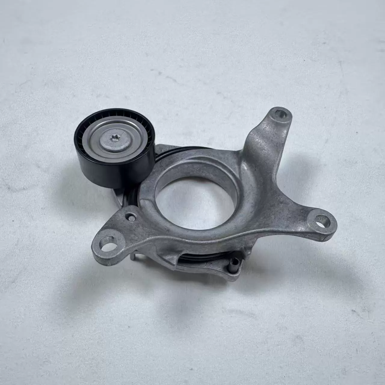 厂家现货 奔驰皮带涨紧器2822000170适用于M282.914发动机