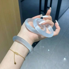 ネットの赤い同モデルの新しい中国式の高級感の猫の目の腕輪の気質の軽くて豪華な氷の透の青い腕輪は親友の彼女の良いものを送ります。