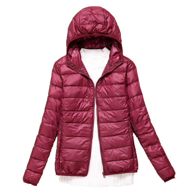 Abrigo de invierno más el tamaño ligero abajo chaqueta acolchada de algodón ligero de las mujeres corto gordito Niña de mediana edad y anciana madre