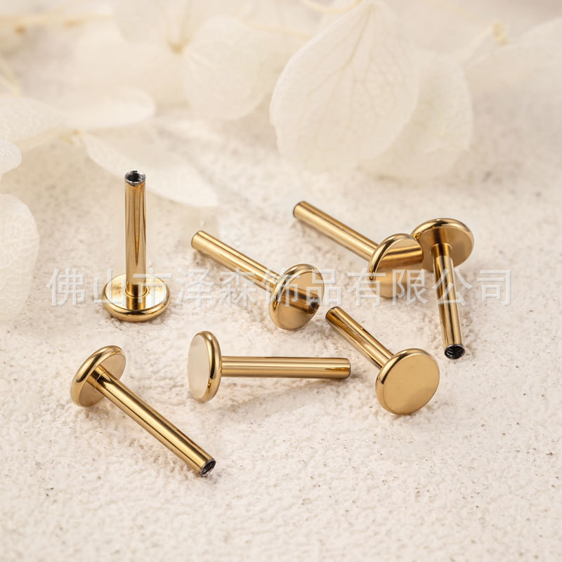16G labret stud size and finish detail