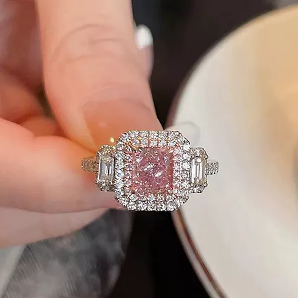 Fresh Princess Powder Luxury Flash Diamond Pink Diamond Ring Women's High-end Niche Super Flash Micro Zircon Square Food Finger Ring