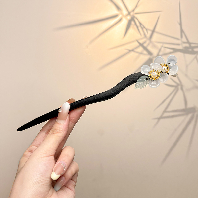 Retro simple nicho de alta estética oriental diseño de cabello de flores de frascos de estilo antiguo cabello