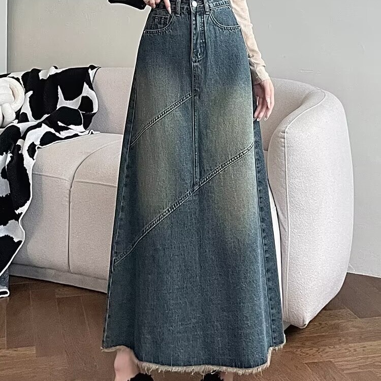 Retro Denim Skirt for Women Autum 2024 New High-Waist Slimming Look Draped Slit Raw Edge A-Line Hip-Covering Long Skirt