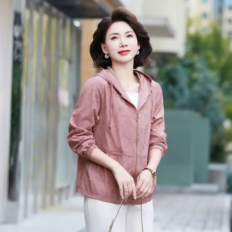 时尚休闲中年妈妈秋装40-50岁中老年女装外套2026年新款上衣洋气