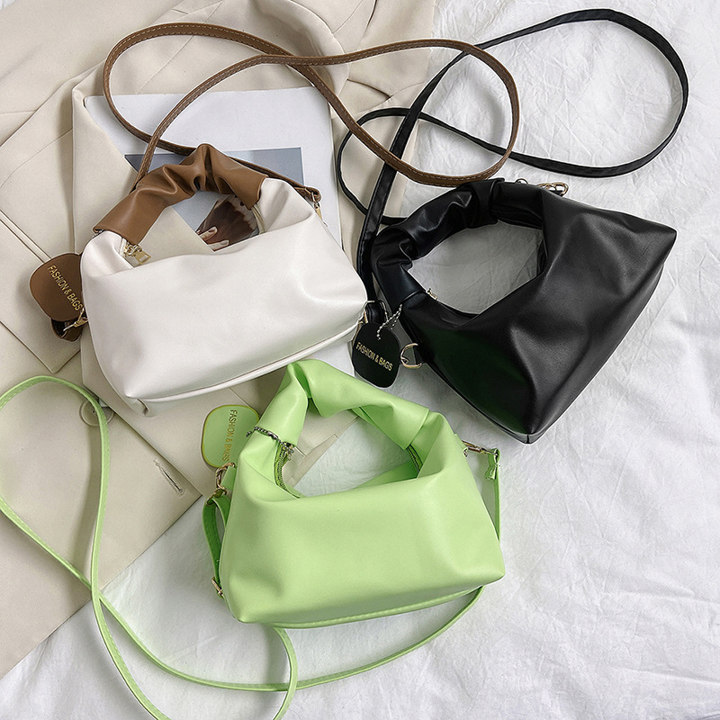 2024 Neue einfarbige, plissierte Handtasche, Freizeit, modische Umhängetasche mit einer Schulter, klein, quadratisch, trendig und personalisiert_voghion.com