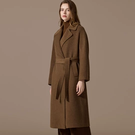 女式毛呢外套;女式羊绒衫;女装呢料加工